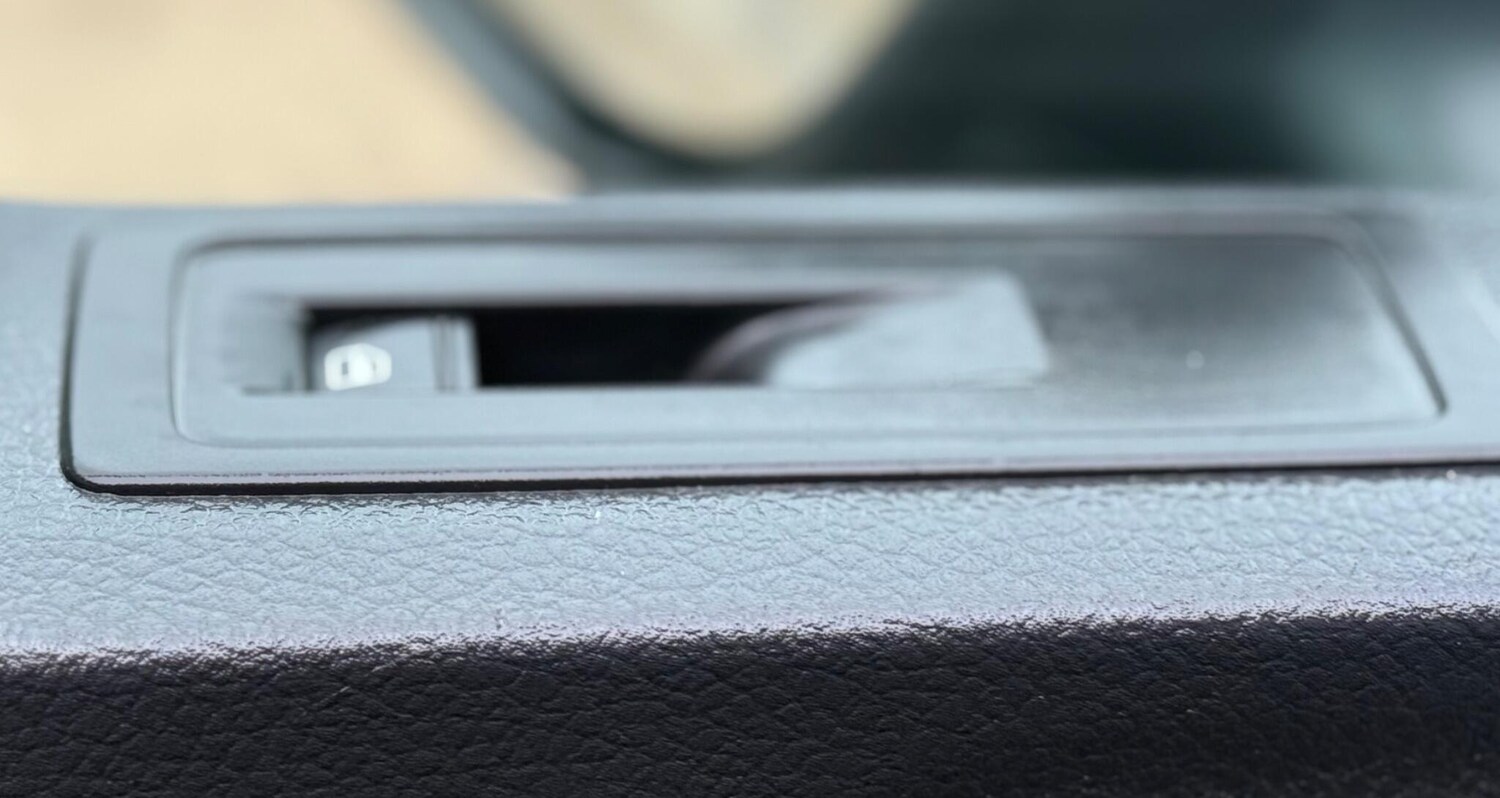 Used Volkswagen Transporter 2018 for sale - 77501919: Photo 38