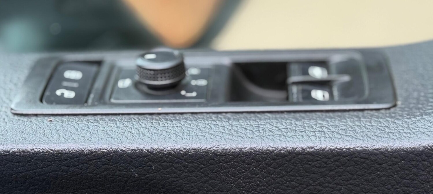 Used Volkswagen Transporter 2018 for sale - 77501919: Photo 41