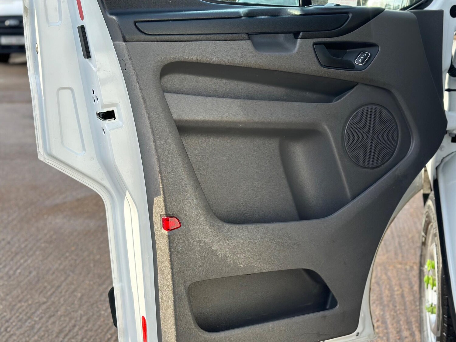 Used Ford Transit Custom 2018 for sale - 77378268: Photo 18