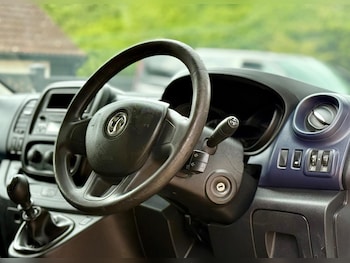 Used Vauxhall Vivaro 2016 for sale - 78509454: Photo