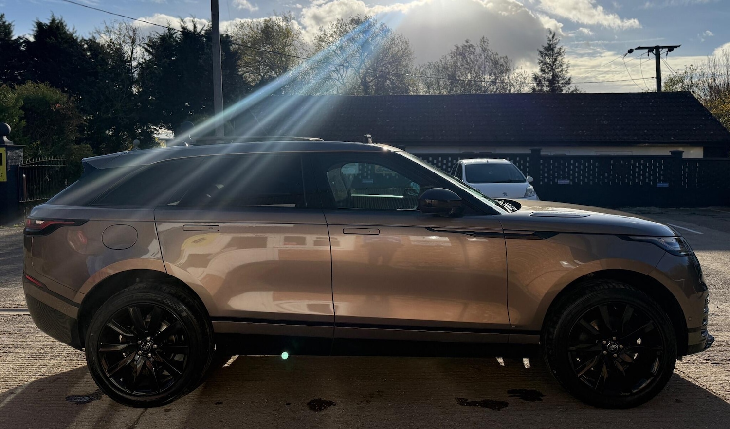 Used Land Rover Range Rover Velar 2018 for sale - 76386910: Photo 12