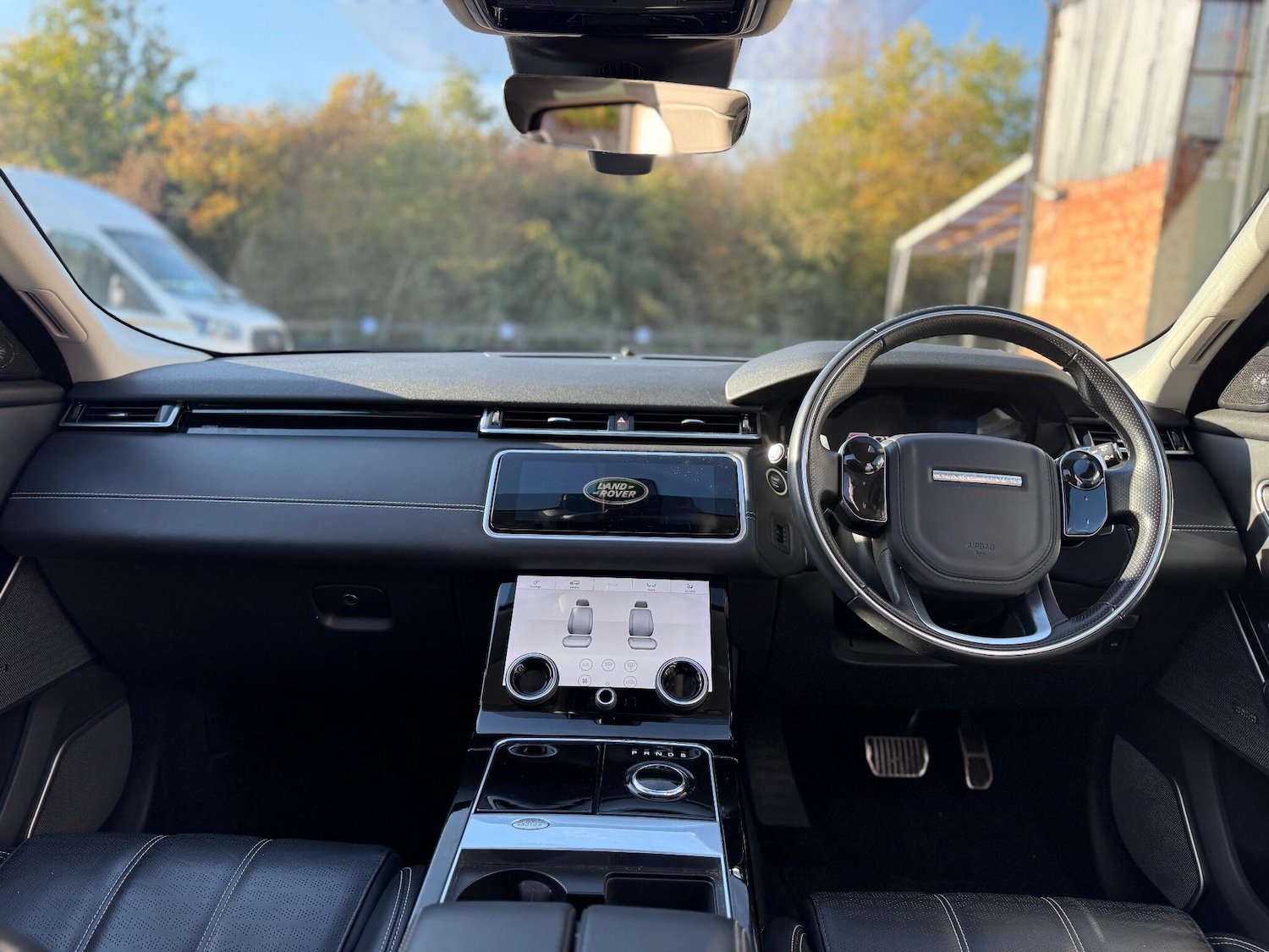 Used Land Rover Range Rover Velar 2018 for sale - 76386910: Photo 18