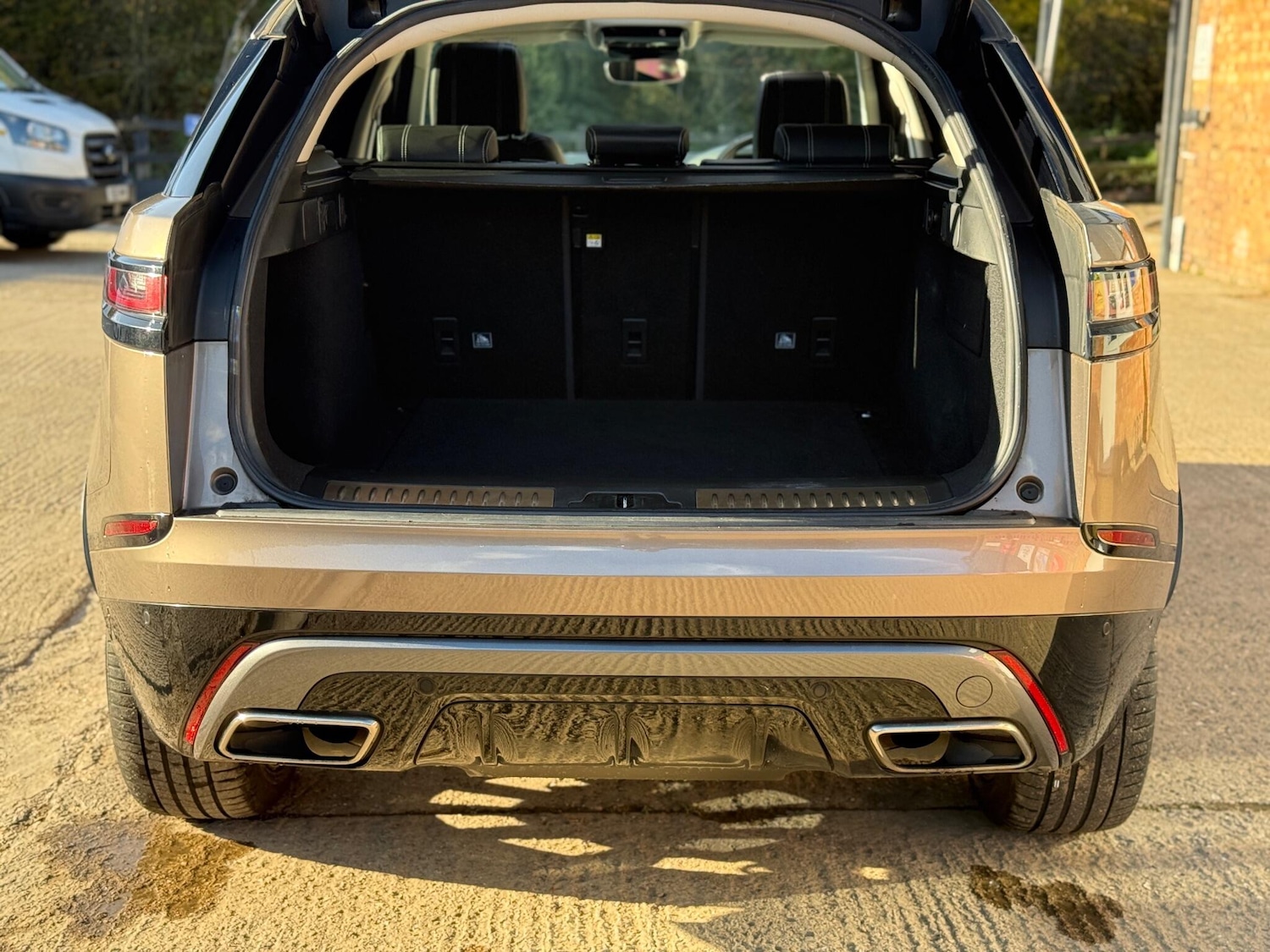 Used Land Rover Range Rover Velar 2018 for sale - 76386910: Photo 21