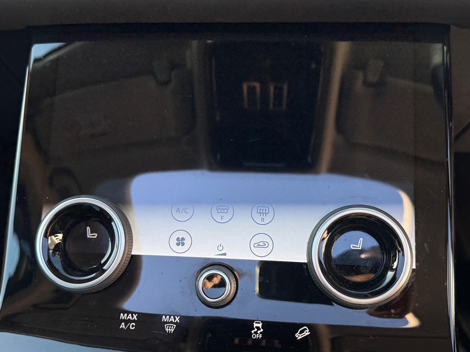 Used Land Rover Range Rover Velar 2018 for sale - 76386910: Photo 43