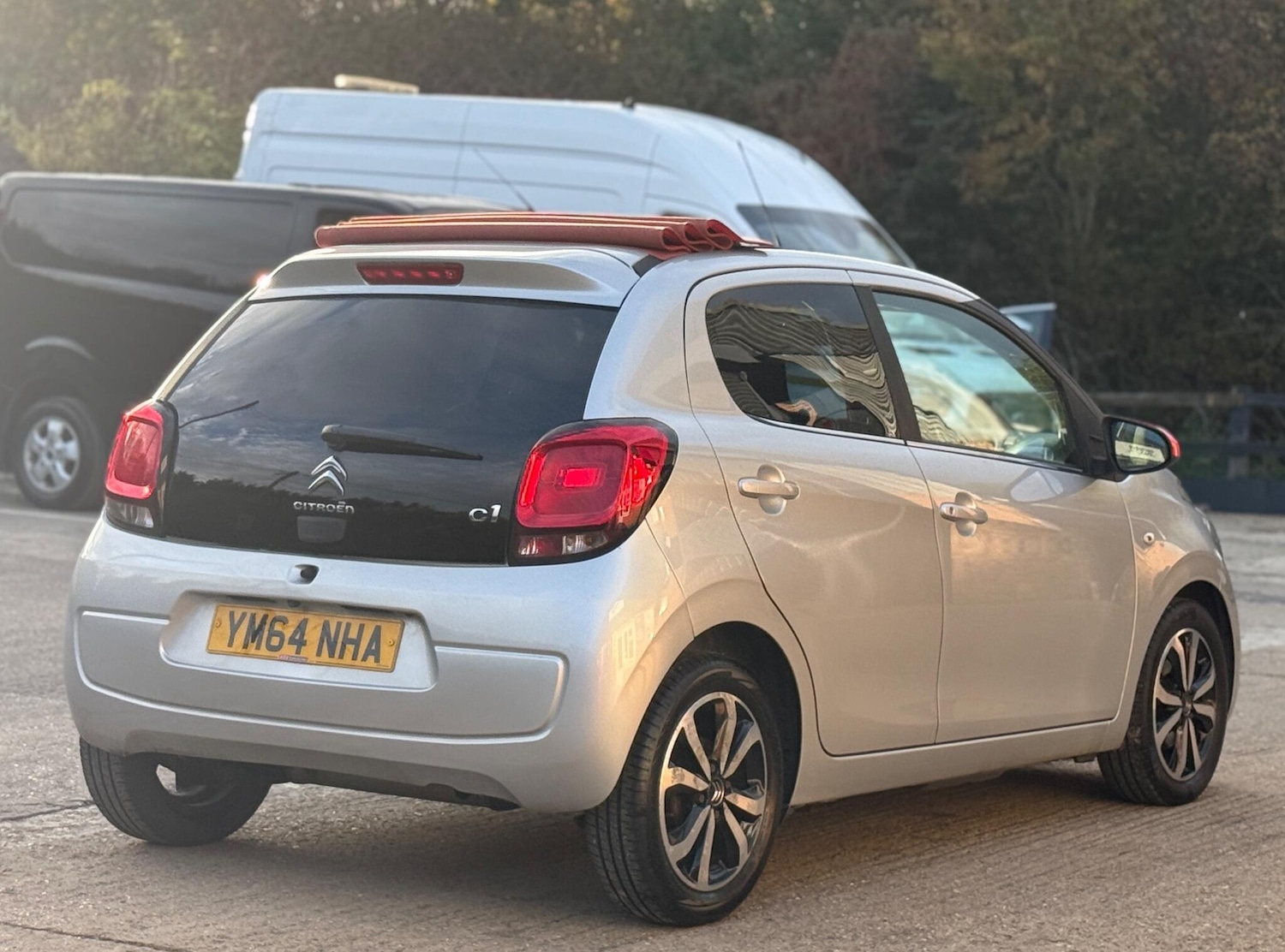 Used Citroen C1 2015 for sale - 76346870: Photo 11