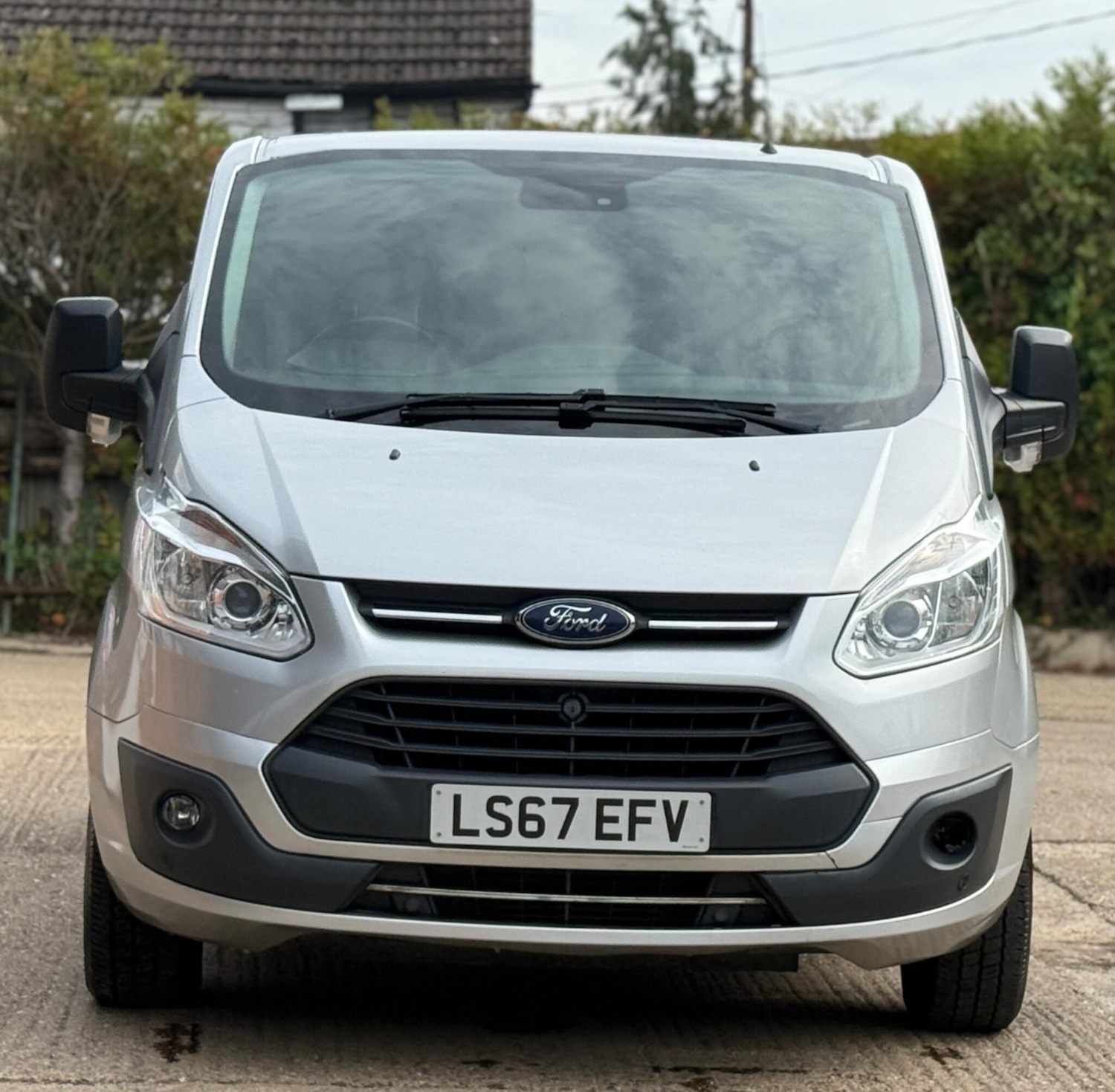 Used Ford Transit Custom 2017 for sale - 76143630: Photo 1