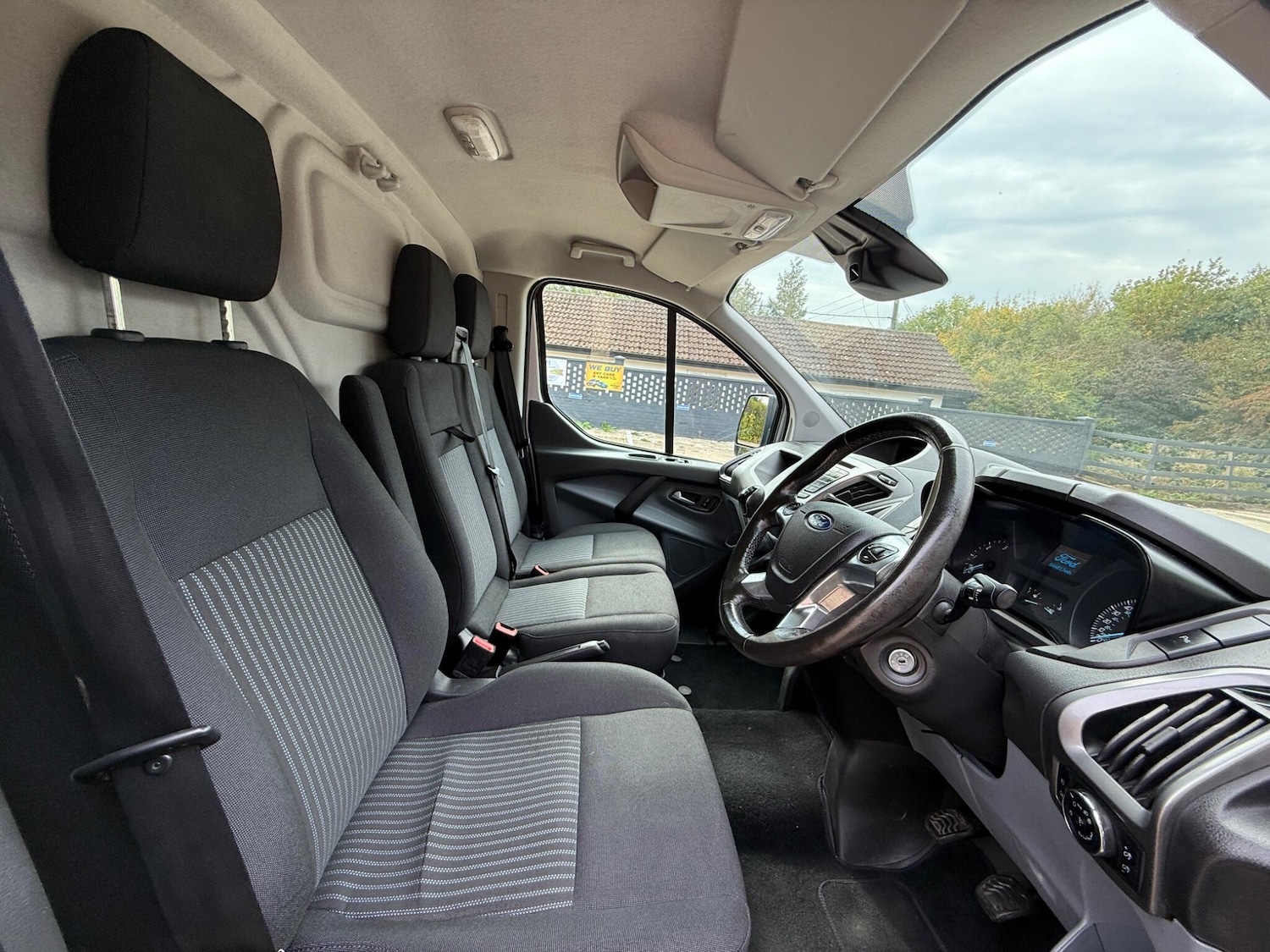 Used Ford Transit Custom 2017 for sale - 76143630: Photo 10