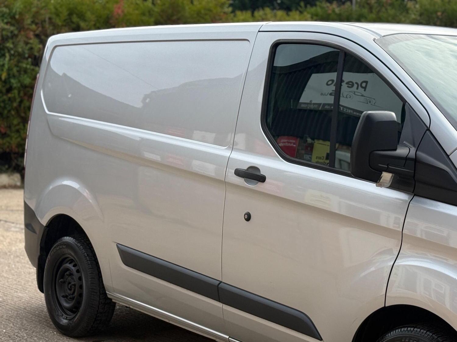 Used Ford Transit Custom 2017 for sale - 76143630: Photo 18
