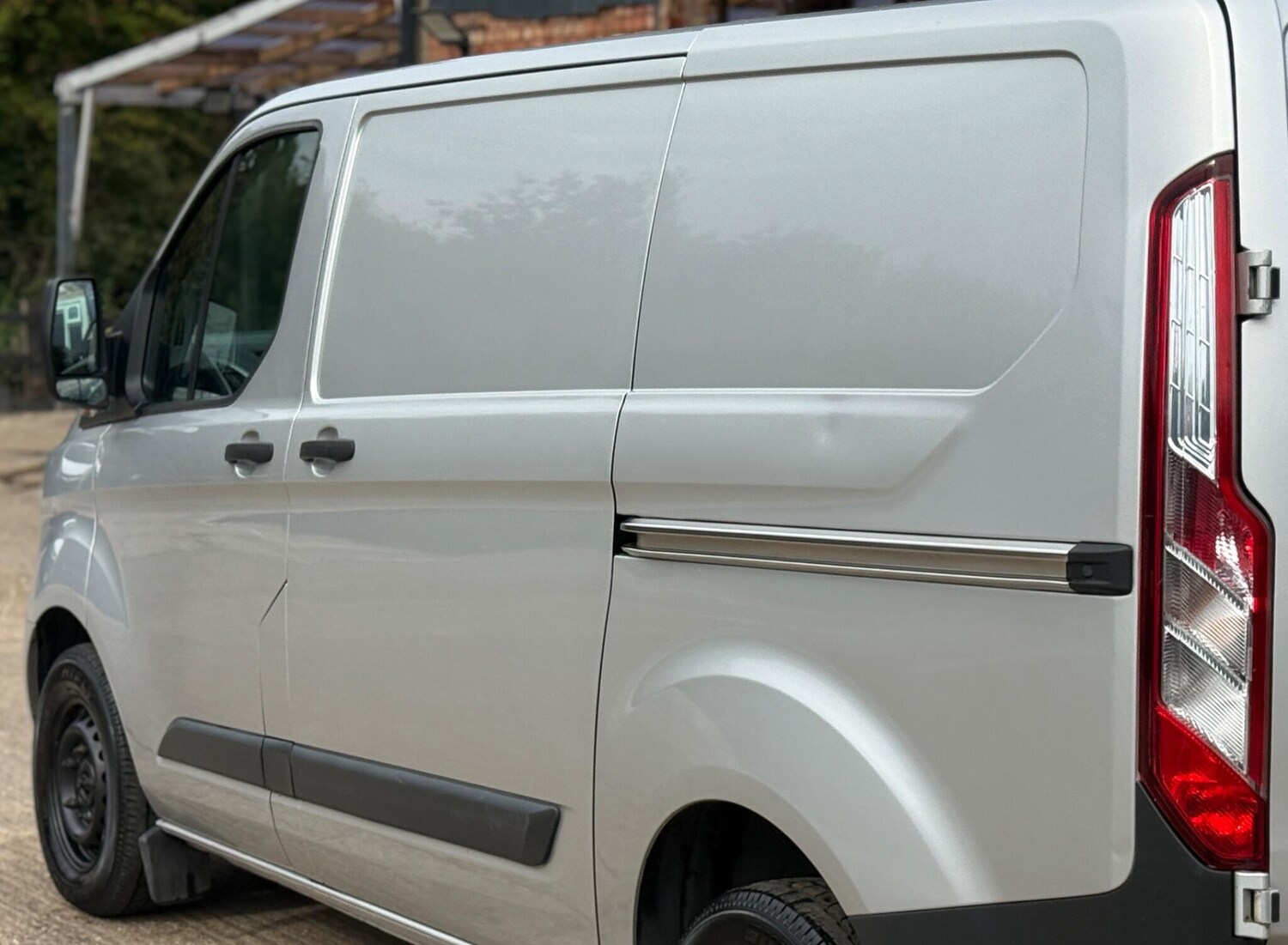 Used Ford Transit Custom 2017 for sale - 76143630: Photo 24