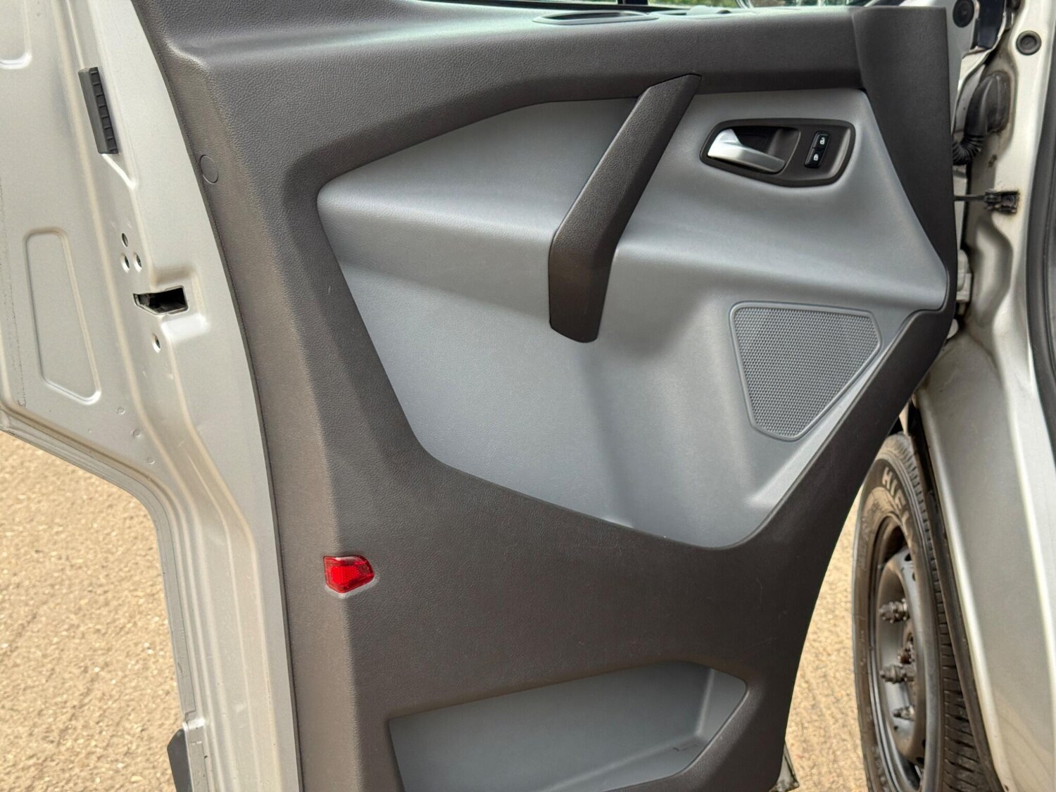 Used Ford Transit Custom 2017 for sale - 76143630: Photo 32