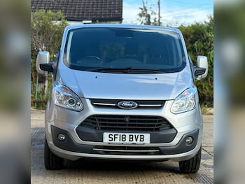 Used Ford Tourneo Custom 2018 for sale - 75778824: Photo