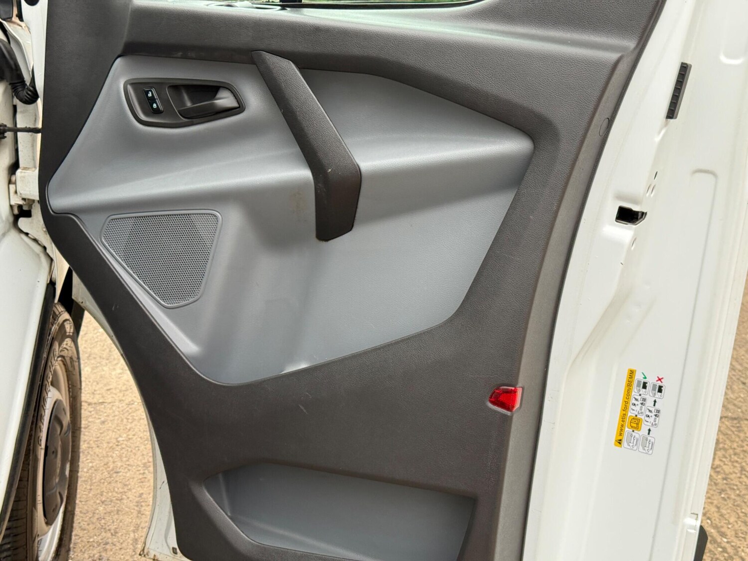 Used Ford Transit Custom 2016 for sale - 76273818: Photo 36