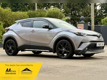 Used Toyota C-HR 2018 for sale - 78257947: Photo