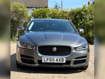 Used Jaguar XE 2016 for sale - 75522593: Photo