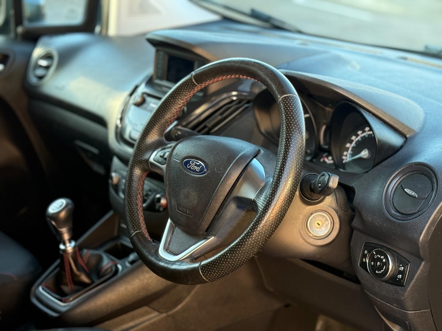 Used Ford Transit Courier 2020 for sale - 76931700: Photo 13