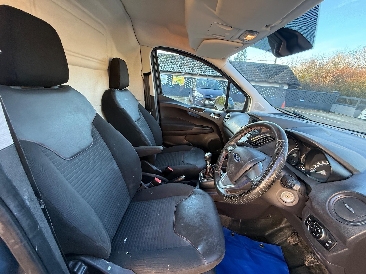 Used Ford Transit Courier 2020 for sale - 76931700: Photo 14