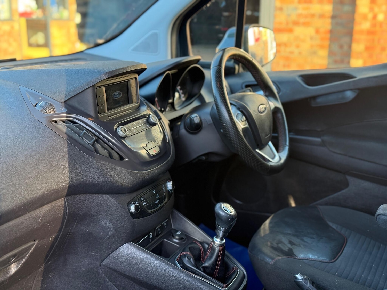 Used Ford Transit Courier 2020 for sale - 76931700: Photo 15