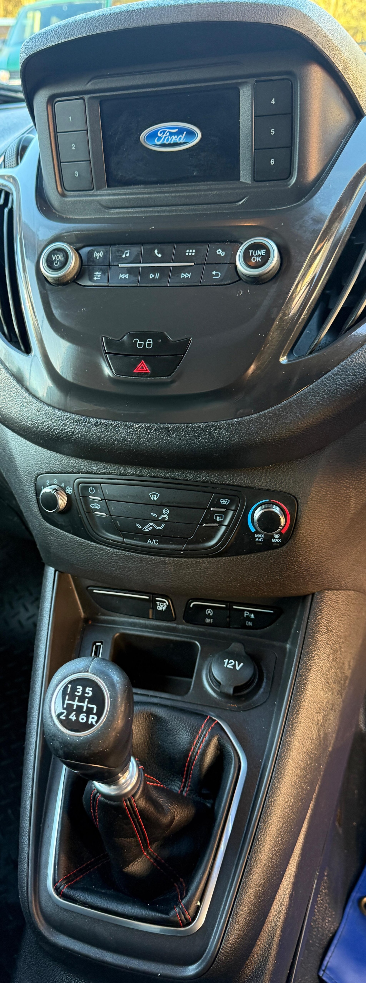 Used Ford Transit Courier 2020 for sale - 76931700: Photo 19