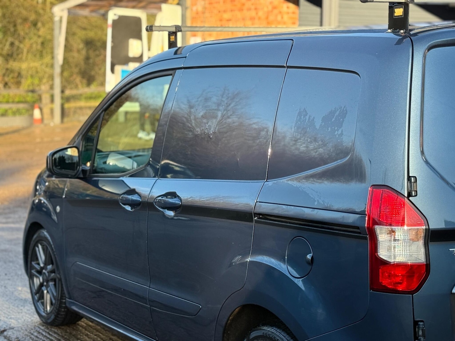 Used Ford Transit Courier 2020 for sale - 76931700: Photo 29