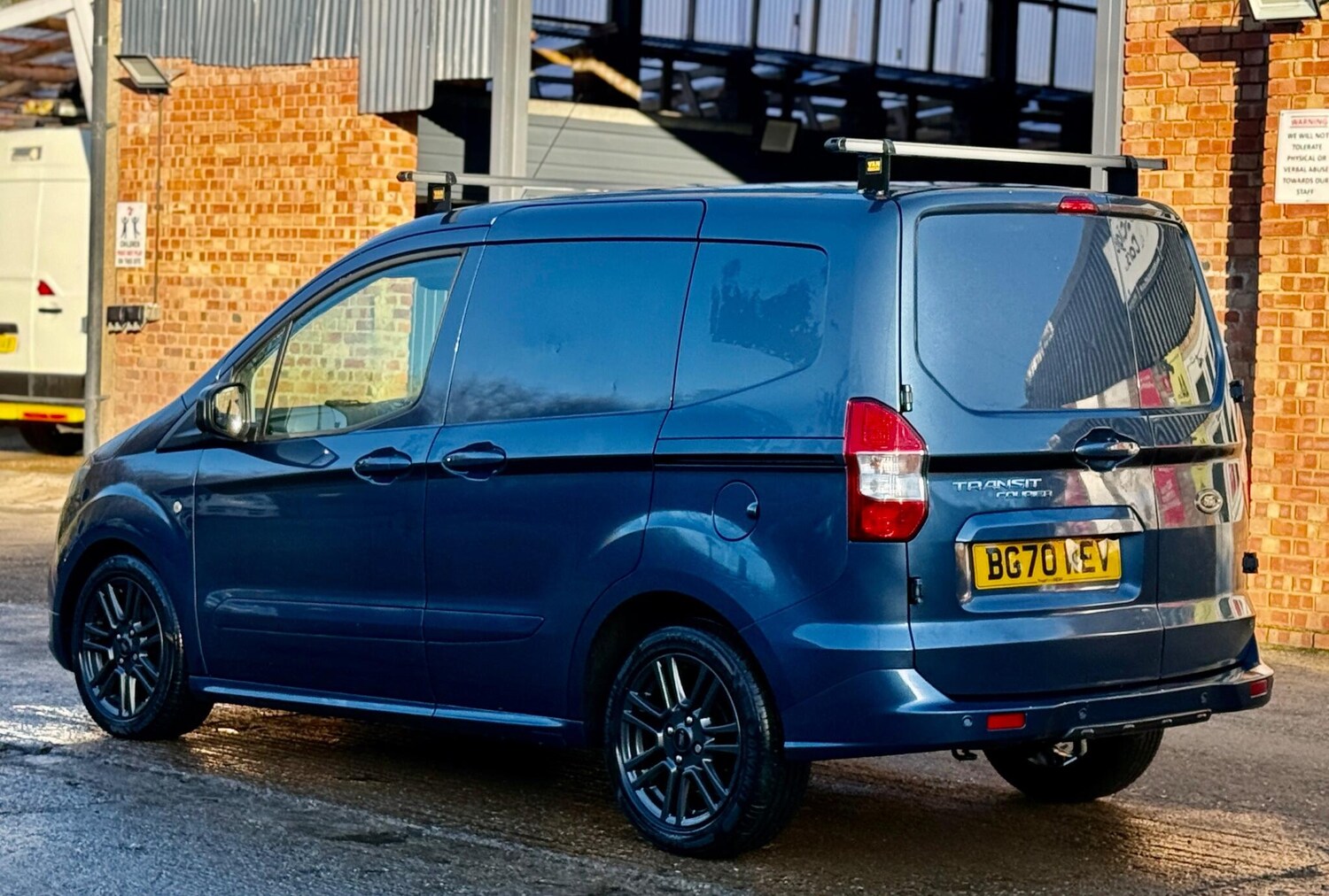 Used Ford Transit Courier 2020 for sale - 76931700: Photo 9