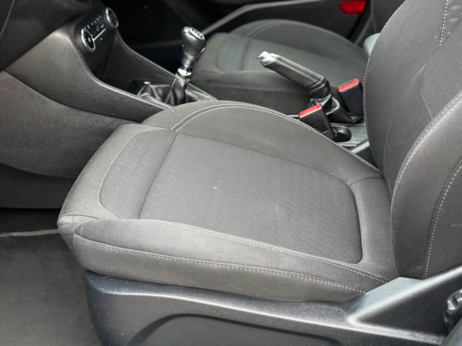 Used Ford Fiesta 2019 for sale - 77364083: Photo 31