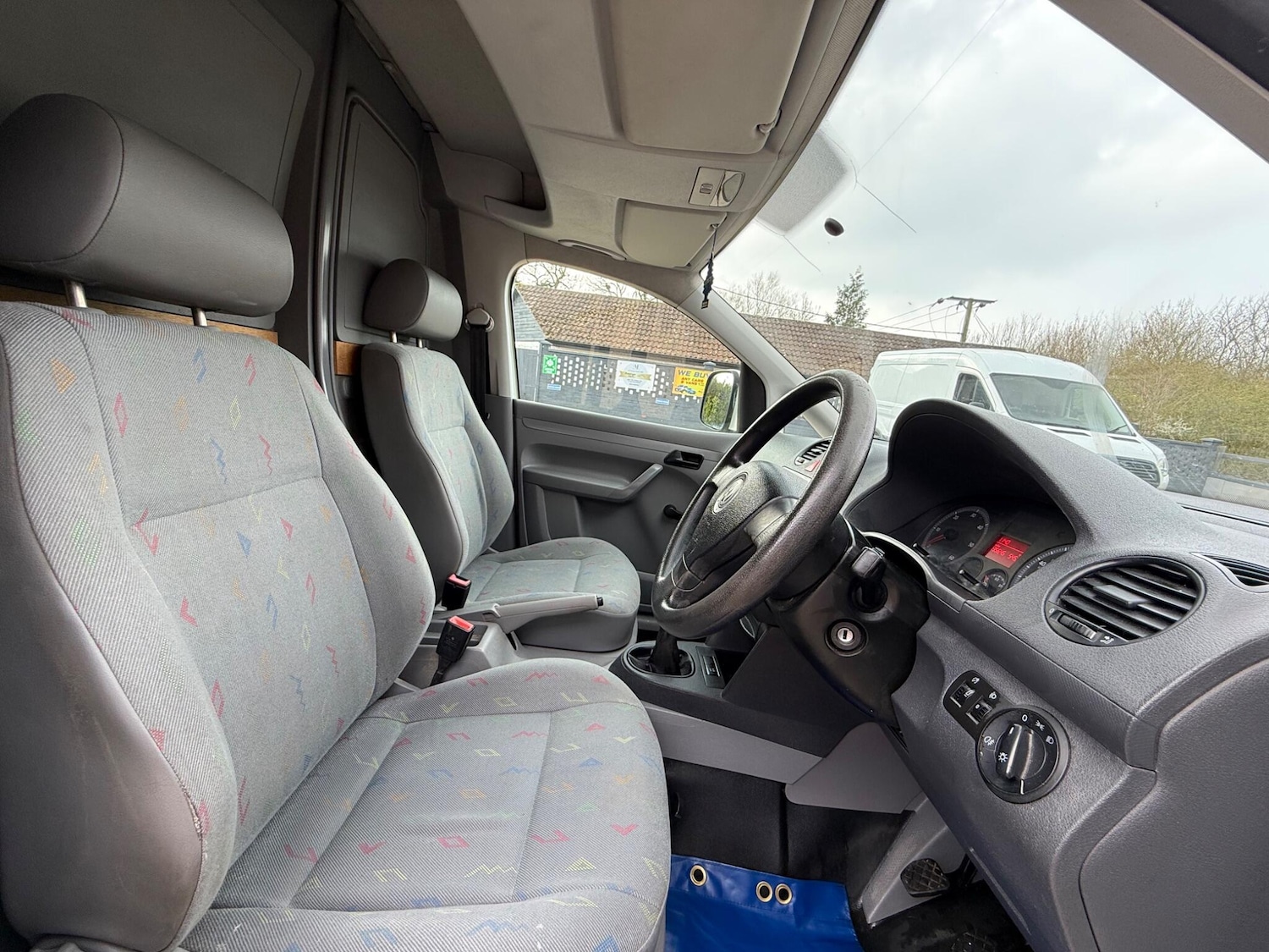 Used Volkswagen Caddy Maxi 2010 for sale - 77984177: Photo 14