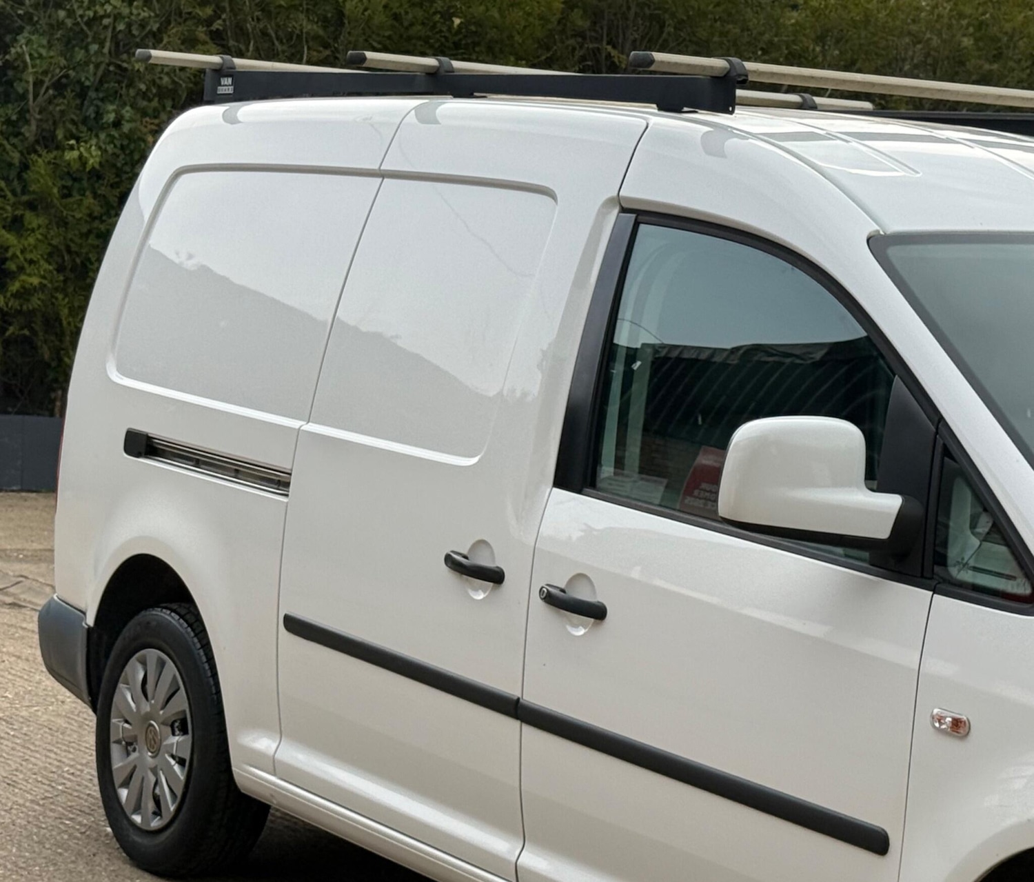 Used Volkswagen Caddy Maxi 2010 for sale - 77984177: Photo 21