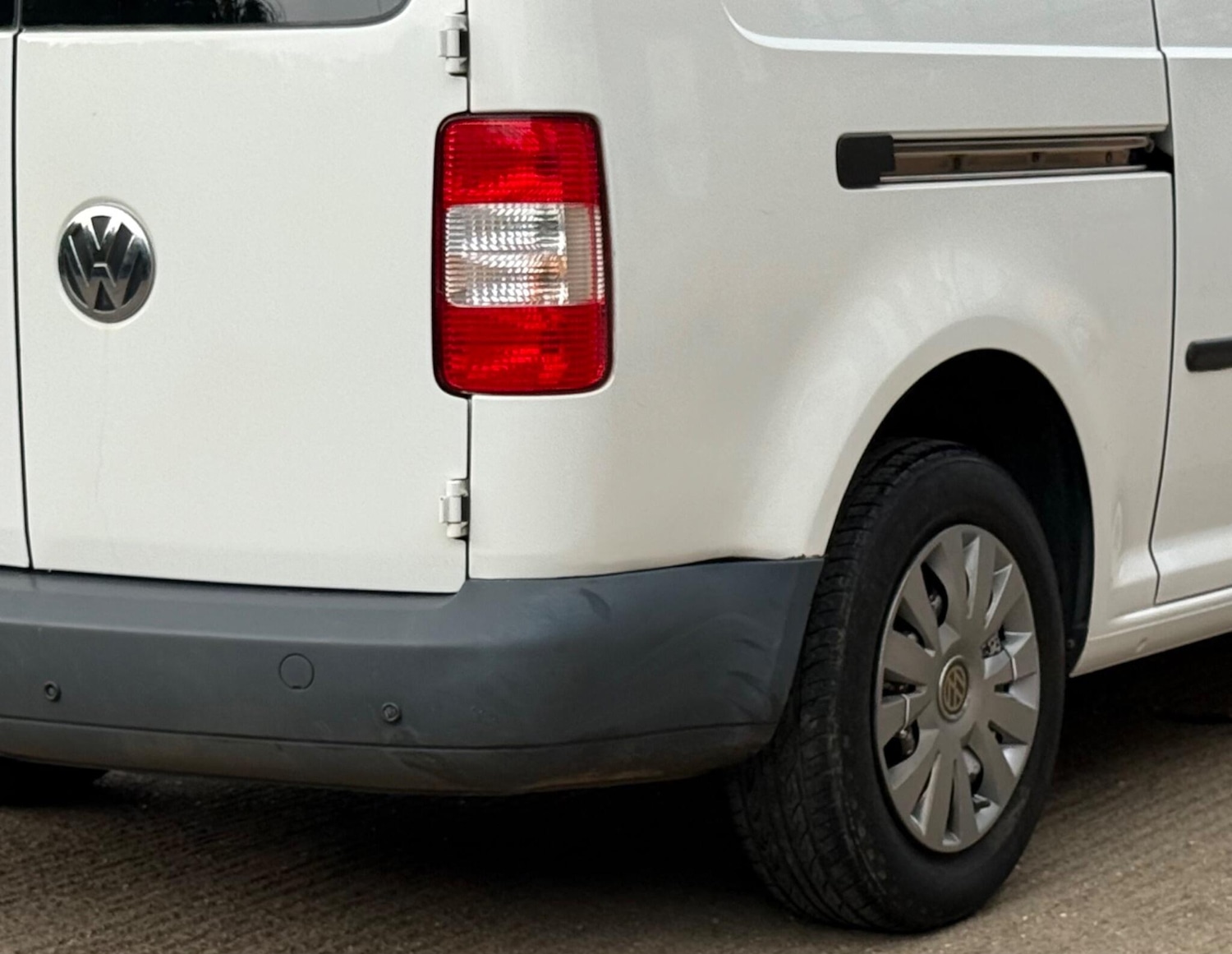 Used Volkswagen Caddy Maxi 2010 for sale - 77984177: Photo 29