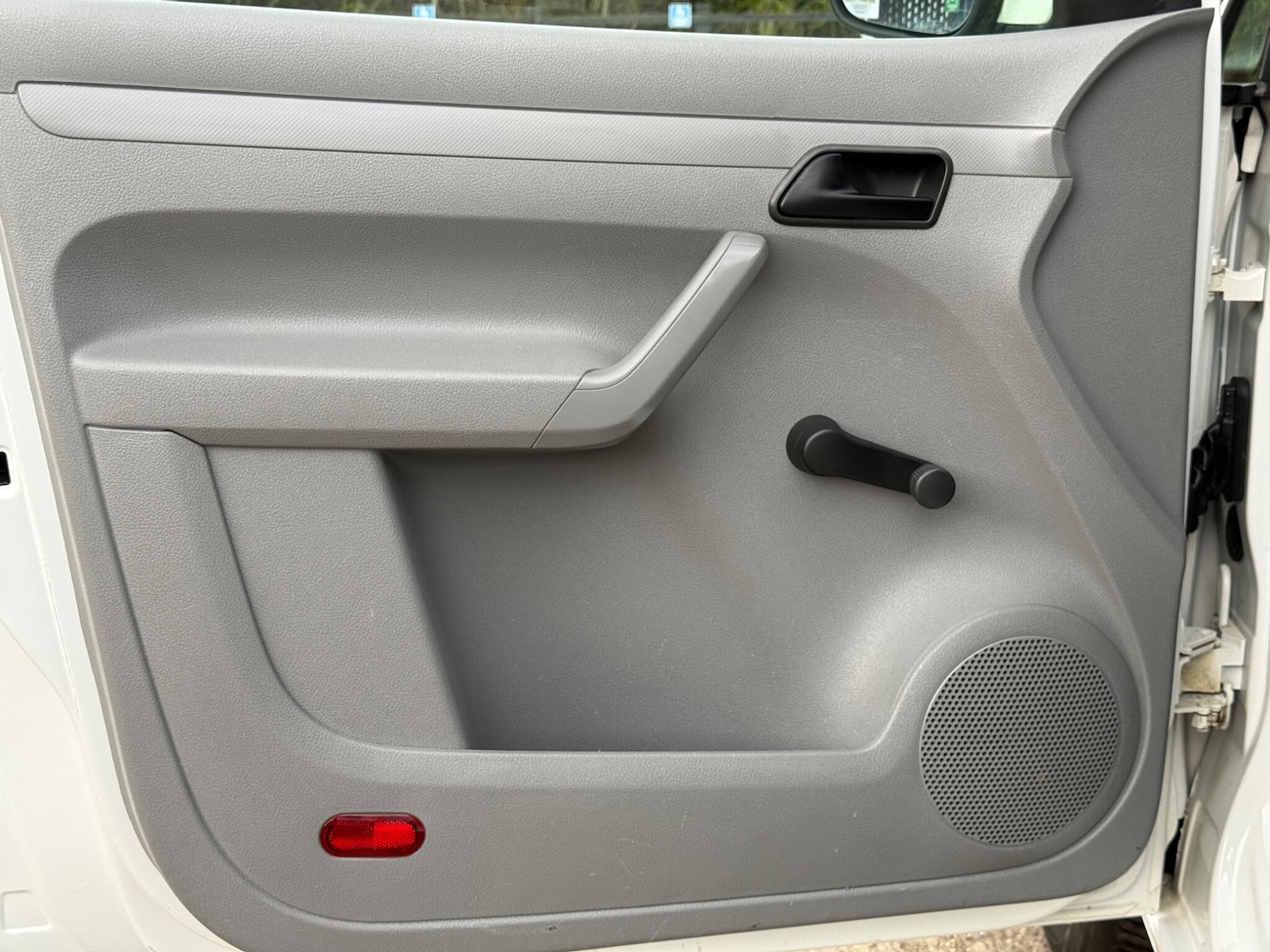 Used Volkswagen Caddy Maxi 2010 for sale - 77984177: Photo 34