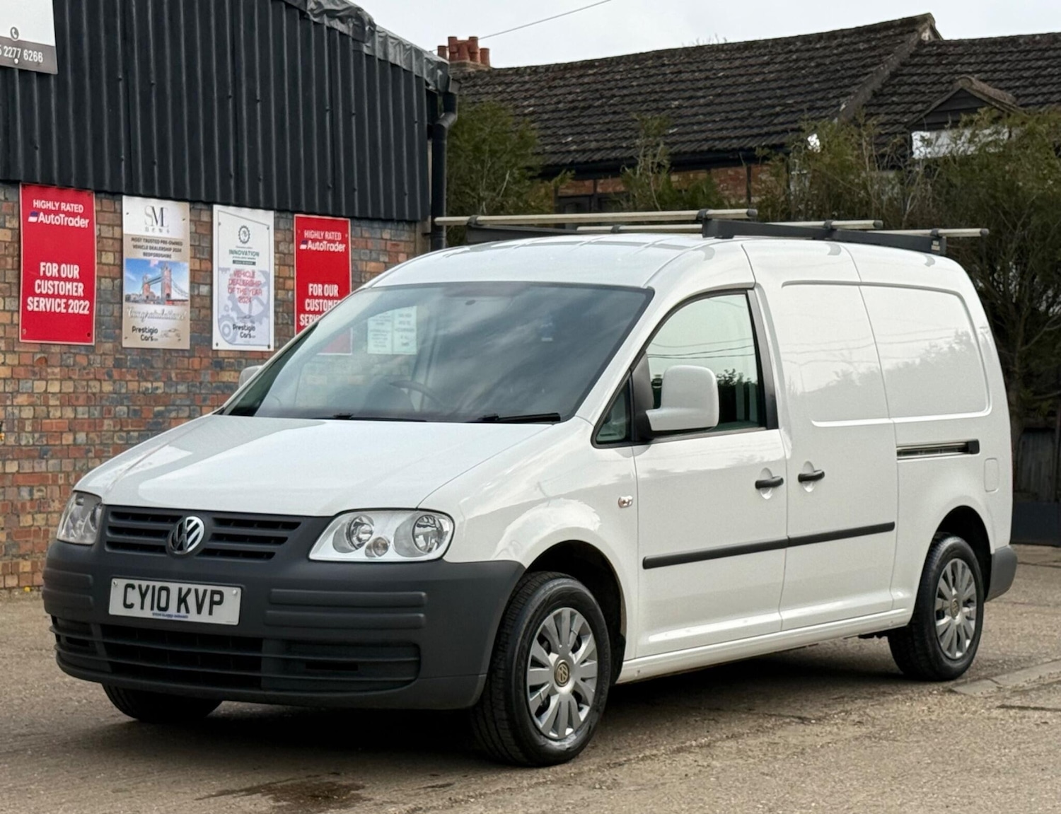 Used Volkswagen Caddy Maxi 2010 for sale - 77984177: Photo 5