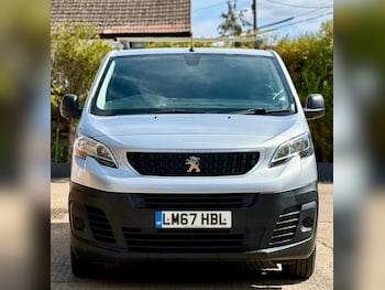 Used Peugeot Expert 2017 for sale - 79620078: Photo