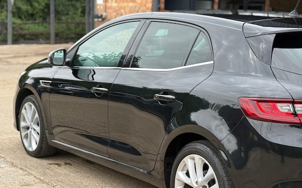 Used Renault Megane 2017 for sale - 75337782: Photo 31