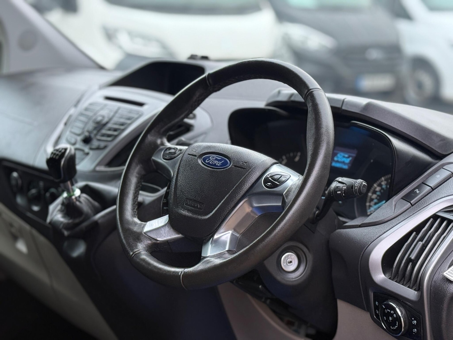 Used Ford Tourneo Custom 2018 for sale - 77542604: Photo 13