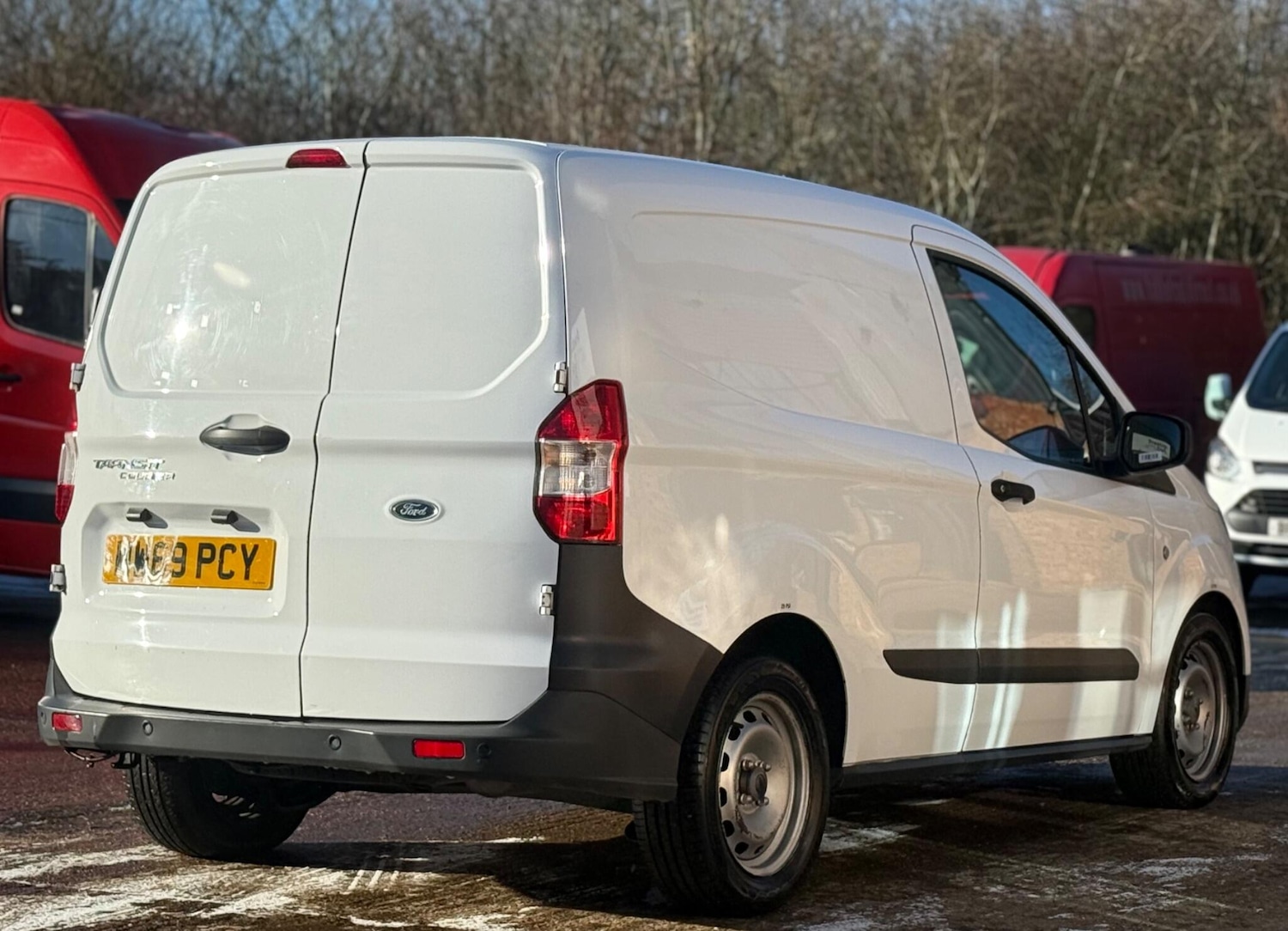 Used Ford Transit Courier 2020 for sale - 77106800: Photo 11