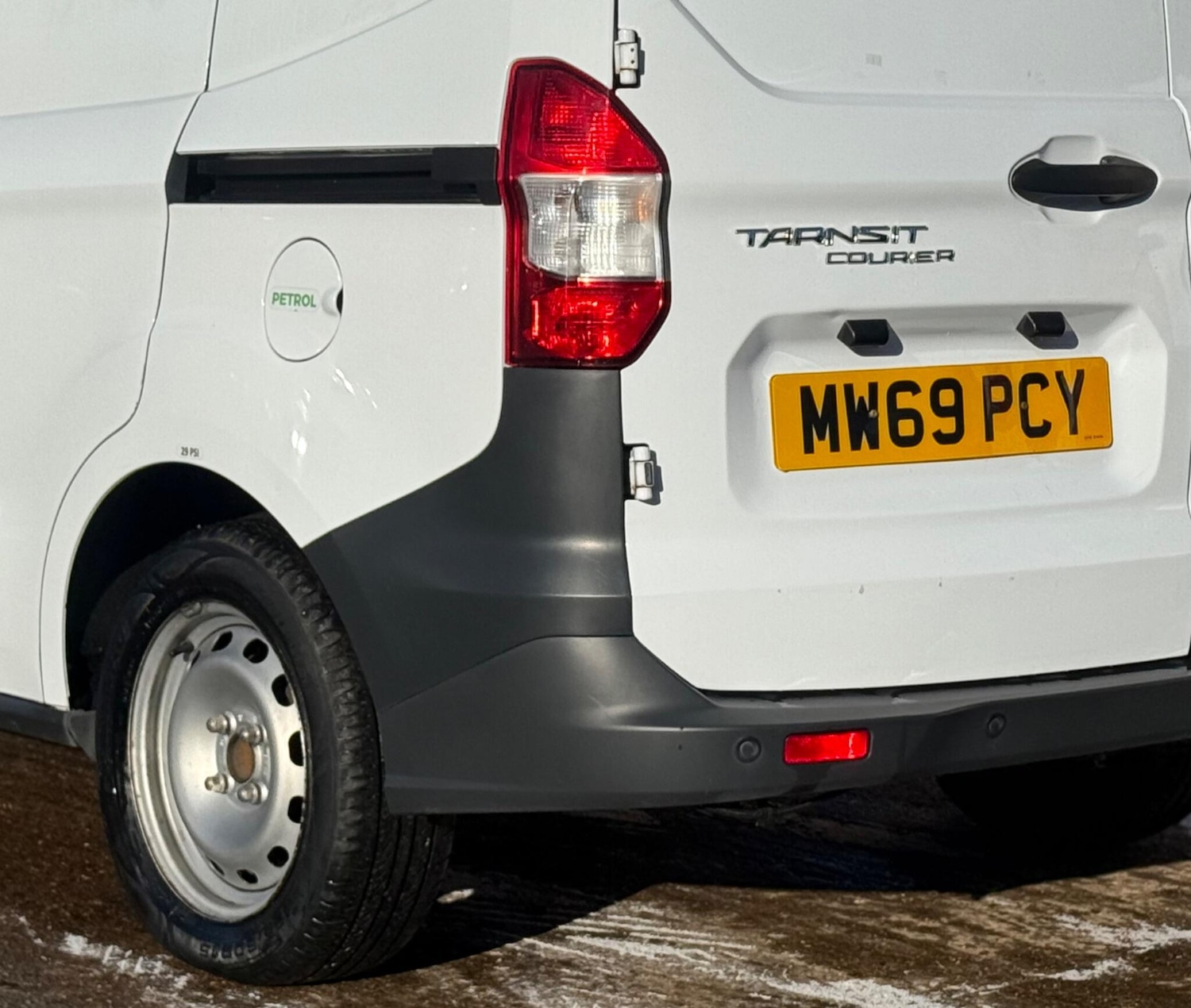 Used Ford Transit Courier 2020 for sale - 77106800: Photo 31