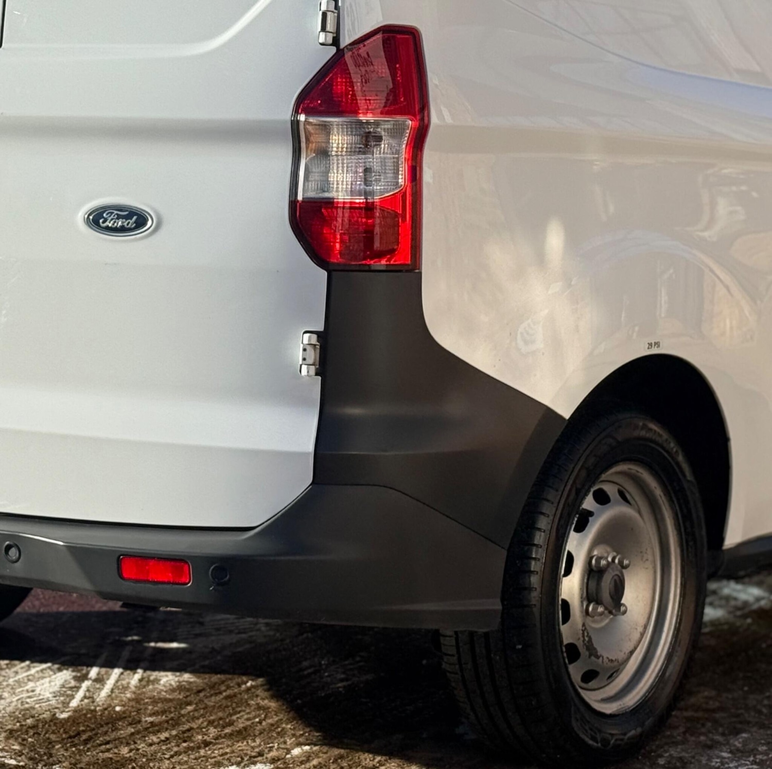 Used Ford Transit Courier 2020 for sale - 77106800: Photo 34