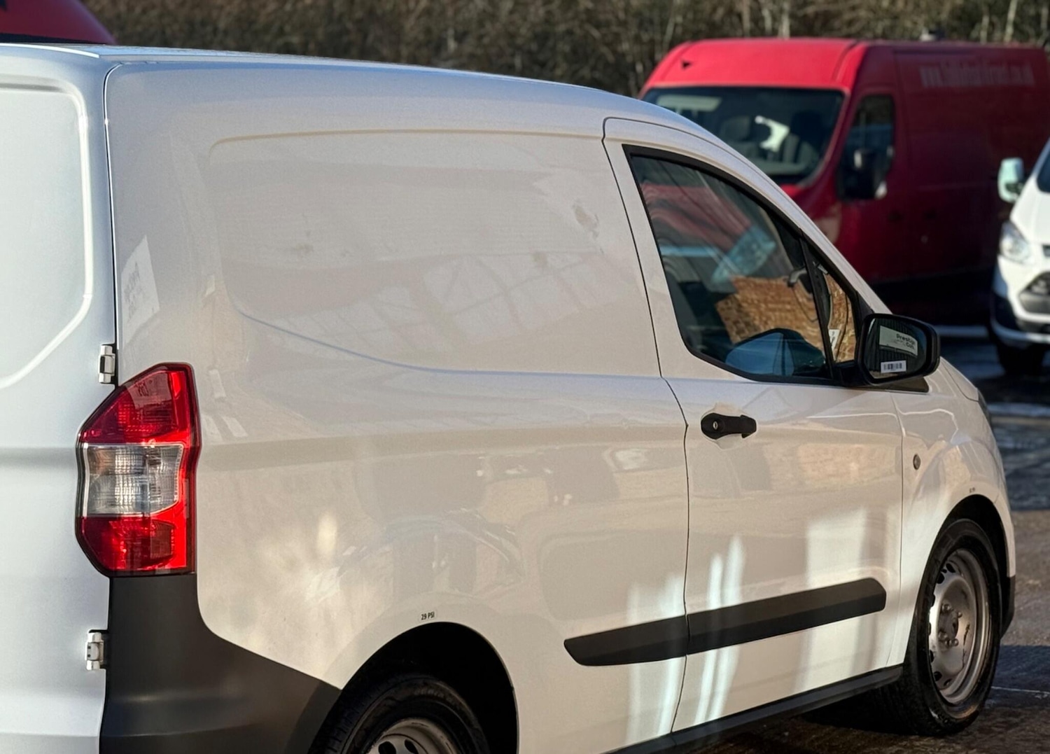 Used Ford Transit Courier 2020 for sale - 77106800: Photo 35