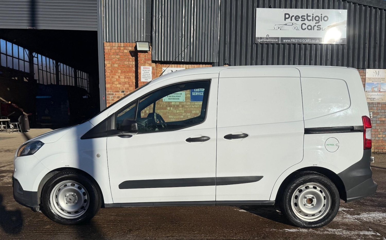 Used Ford Transit Courier 2020 for sale - 77106800: Photo 7