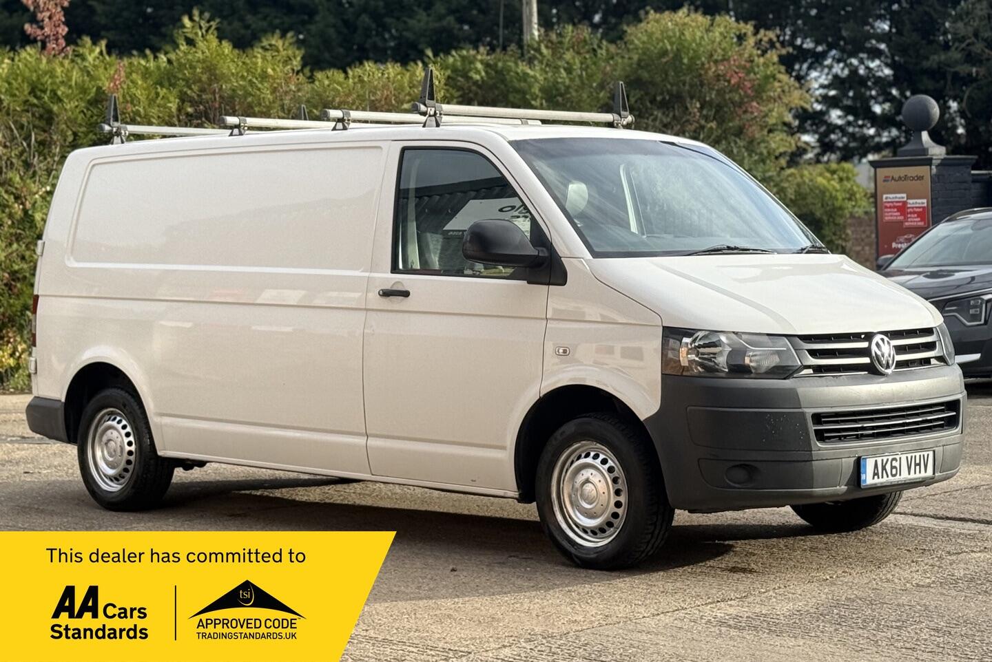 Used Volkswagen Transporter 2011 for sale - 76120206: Photo 1