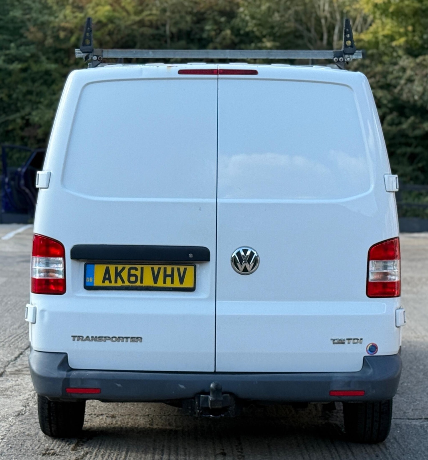 Used Volkswagen Transporter 2011 for sale - 76120206: Photo 3