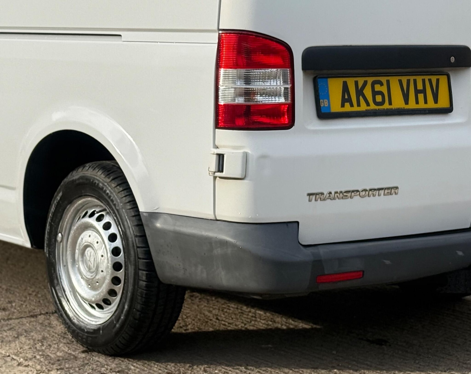 Used Volkswagen Transporter 2011 for sale - 76120206: Photo 35