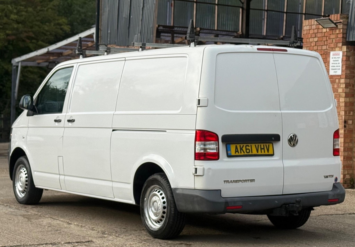 Used Volkswagen Transporter 2011 for sale - 76120206: Photo 9