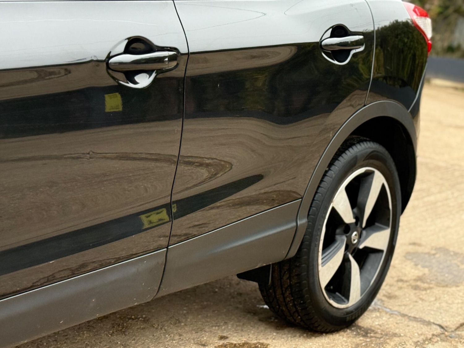 Used Nissan Qashqai 2017 for sale - 77421254: Photo 26