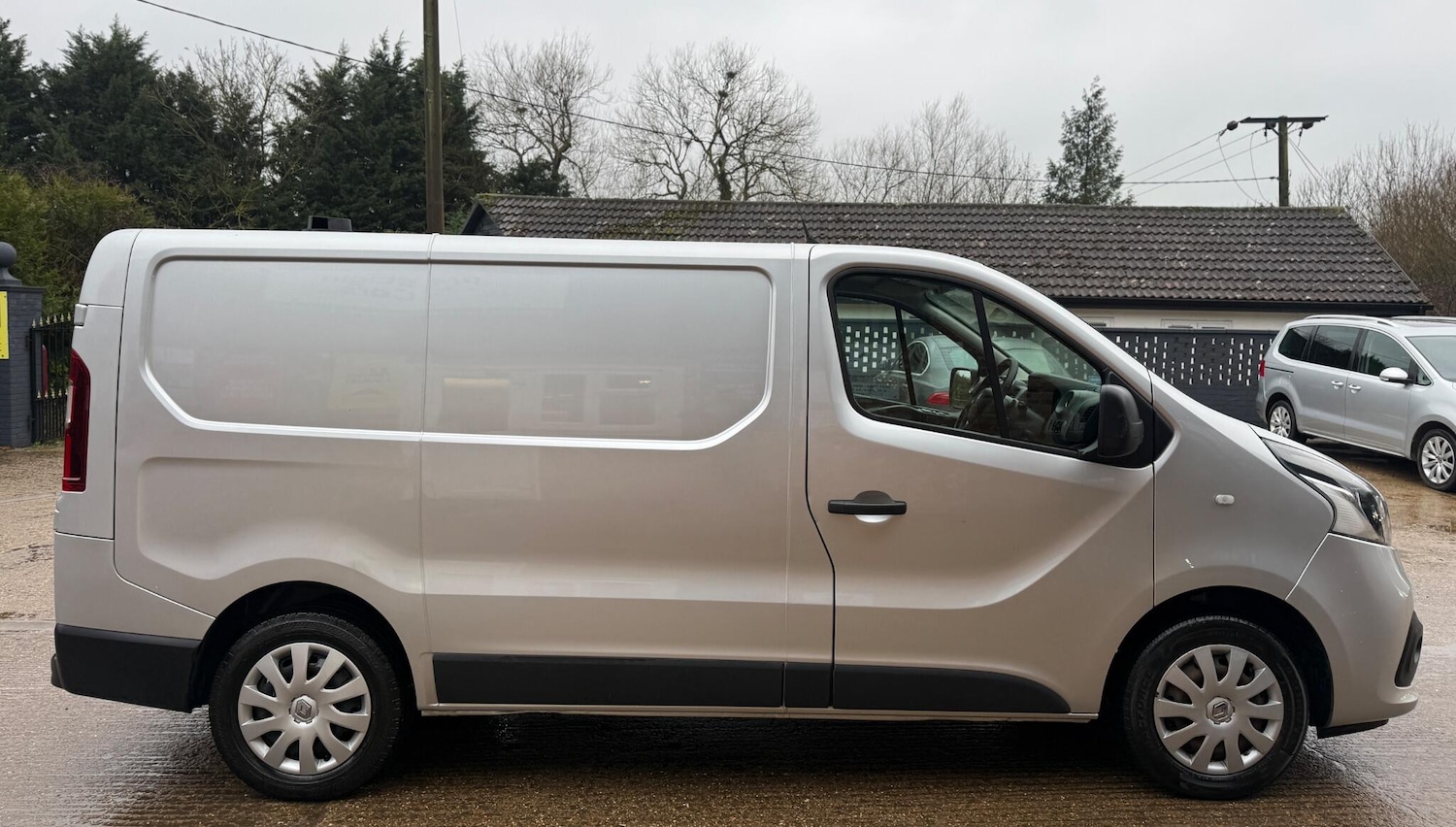 Used Renault Trafic 2018 for sale - 77450876: Photo 12