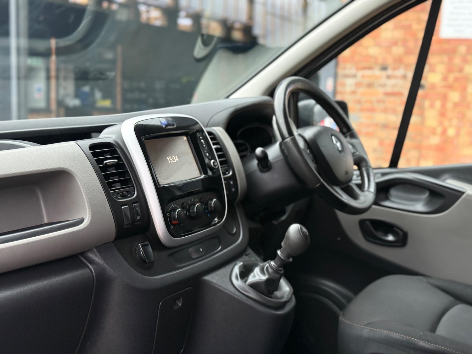 Used Renault Trafic 2018 for sale - 77450876: Photo 15