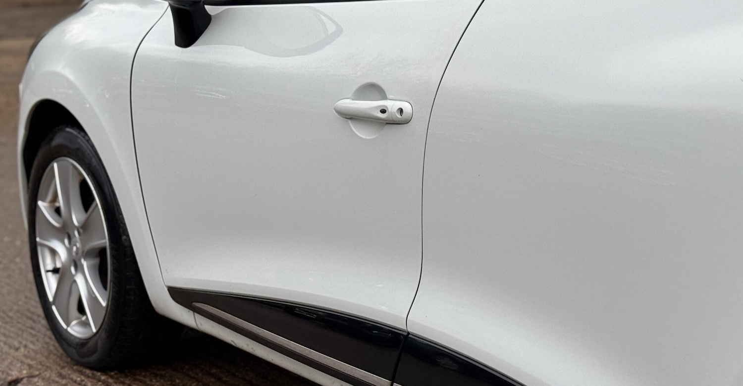 Used Renault Clio 2015 for sale - 76919070: Photo 29