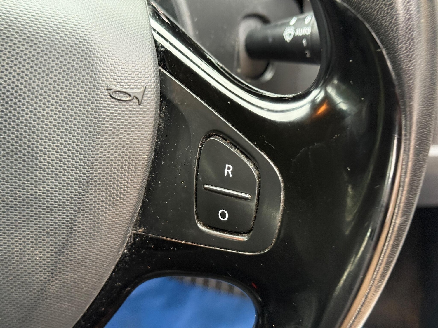 Used Renault Clio 2015 for sale - 76919070: Photo 41