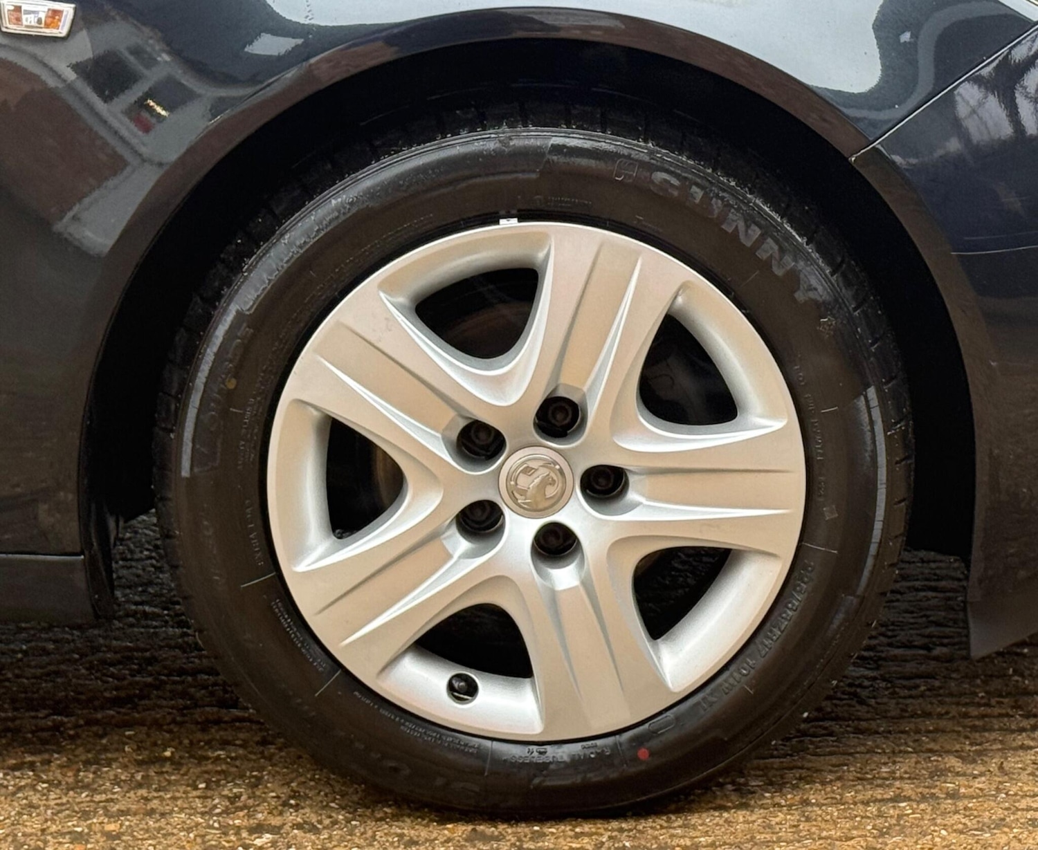 Used Vauxhall Insignia 2010 for sale - 77148601: Photo 40