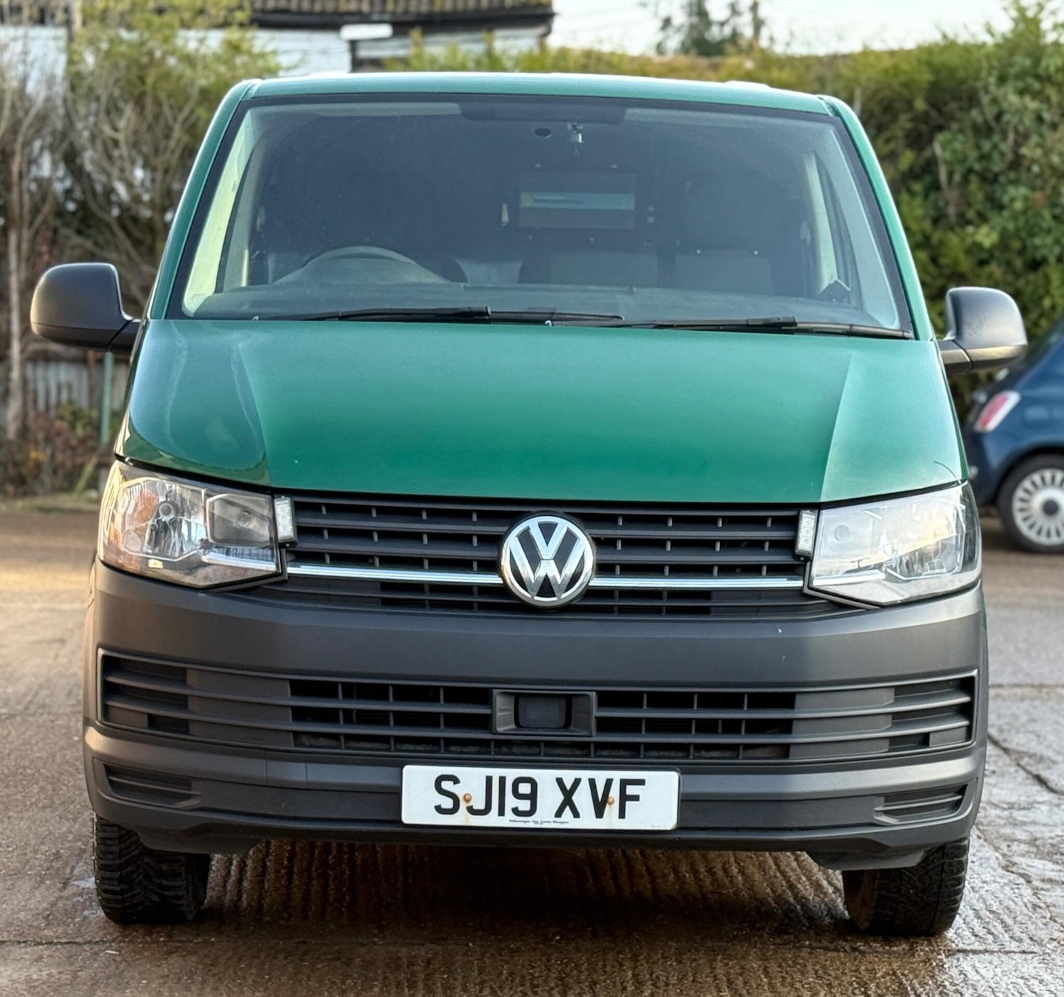 Used Volkswagen Transporter 2019 for sale - 76922690: Photo 1