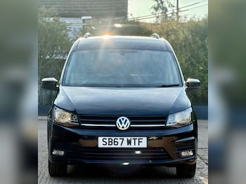 Used Volkswagen Caddy Maxi Life 2017 for sale - 78688987: Photo